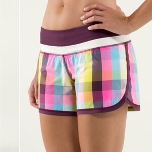 Lululemon Groovy Run Shorts Sea Check multi